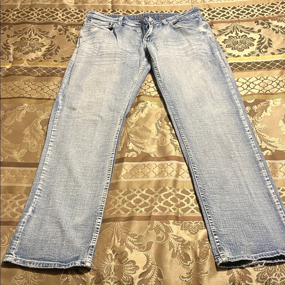 Urban Pipeline Light Wash Straight Leg Jeans